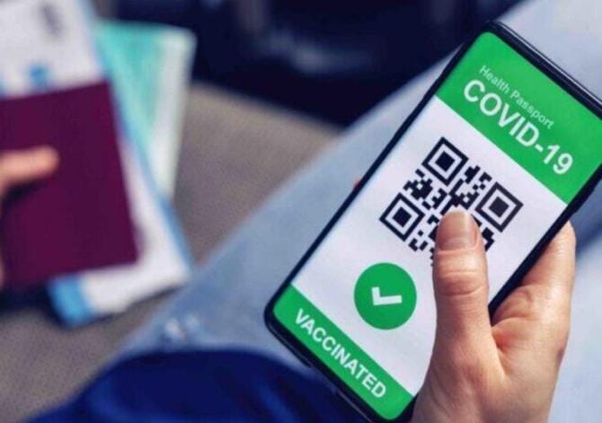 Da metà ottobre green pass nelle sedi della Regione Puglia