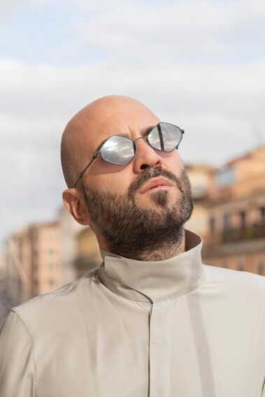 Giuliano Sangiorgi: ‘Ora vi canto il mio mare’