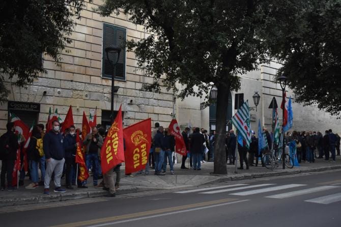 A Lecce si mobilita il sindacato confederale