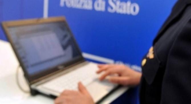 Inneggiavano al fascismo nel Giorno della Memoria, indagati 5 minorenni