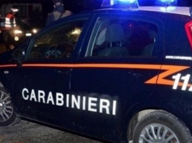 Percettore del reddito di cittadinanza sorpreso a spacciare