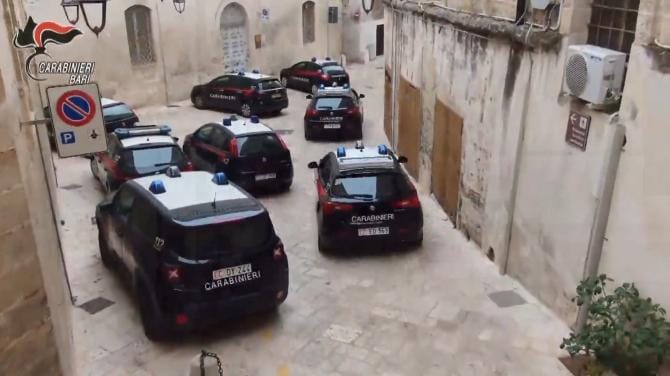 Arrestati tre topi d’appartamento nel barese Arrestati tre topi d’appartamento nel barese