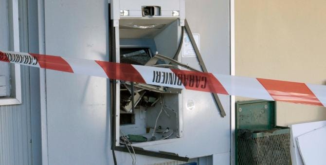 Dalla Puglia alle Marche, sgominata la “banda delle marmotte”: 4 arresti nel Foggiano e un indagato