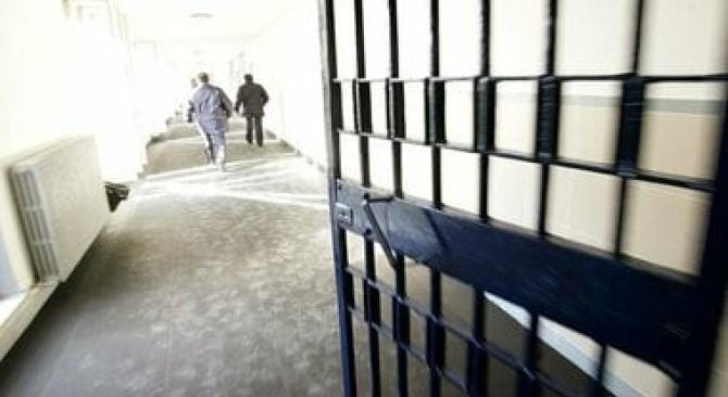 Lecce, raccolta beni essenziali per i detenuti