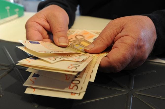 Potenza: Cgil, Cisl e Uil con la fondazione “Interesse uomo” contro l’usura Potenza: Cgil, Cisl e Uil con la fondazione “Interesse uomo” contro l’usura