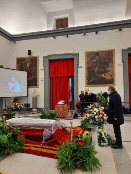 L’omaggio di Bardi a Lina Wertmüller: «Una grande lucana. Amava la nostra terra» L’omaggio di Bardi a Lina Wertmüller: «Una grande lucana. Amava la nostra terra»