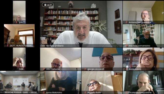Emiliano incontra i pediatri pugliesi, firmato protocollo per i bambini