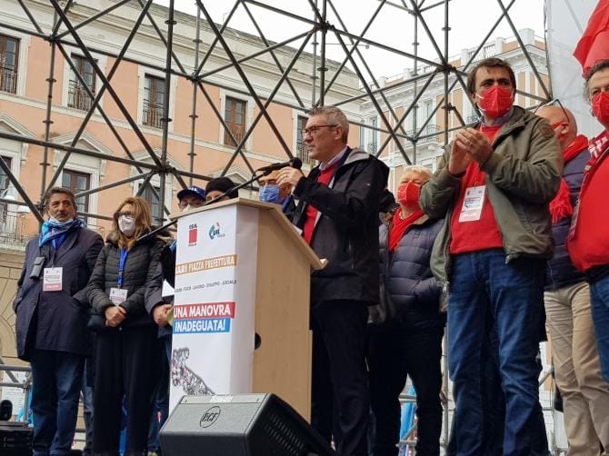 Landini a Bari: «Manovra insoddisfacente.
Il governo non ha trattato»