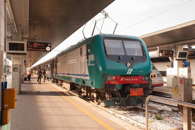 Bari, sciopero sui treni fino a domani: «È a rischio il lavoro di 60 manutentori»