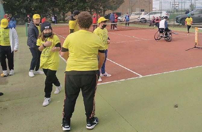 “Uniti si vince”: la forza dello sport “Uniti si vince”: la forza dello sport