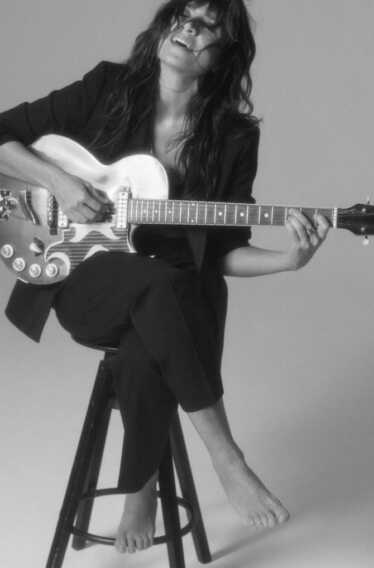 Chiara Civello alle Grotte di Castellana con “Chansons”