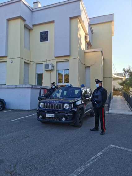 Grottole, mille euro per agevolare il pagamento di fatture. In manette dirigente comunale