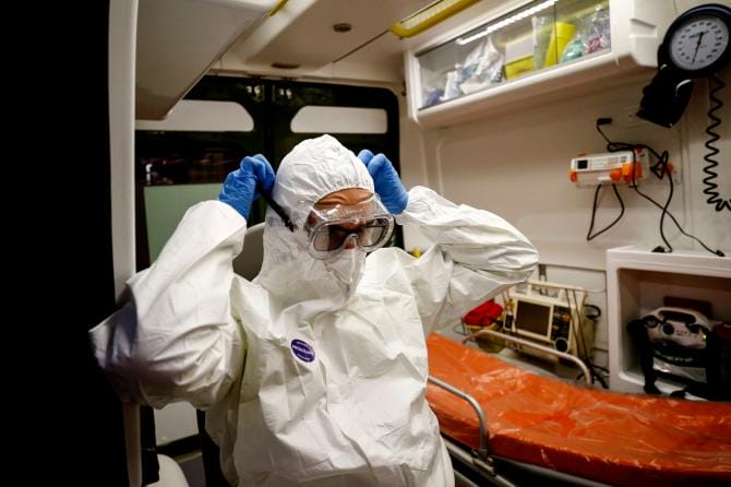 Positivo al tampone, 12enne trasferito dal reparto di pediatria di Potenza a Bari
