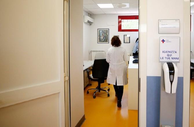 Puglia, l’assistenza che vacilla. A rischio i presìdi e il 118
