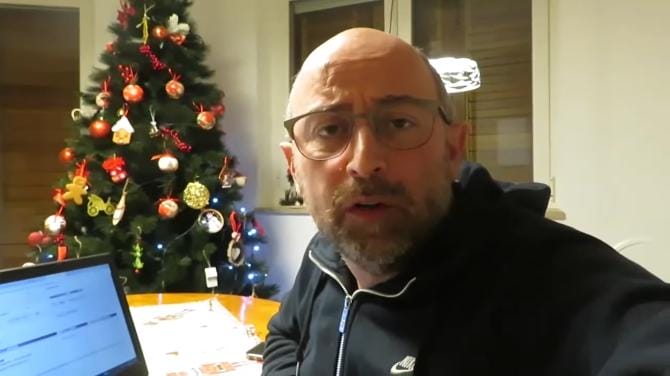 Positivo al Covid ma green pass attivo: la denuncia del vice coordinatore di Fi Puglia, Damascelli