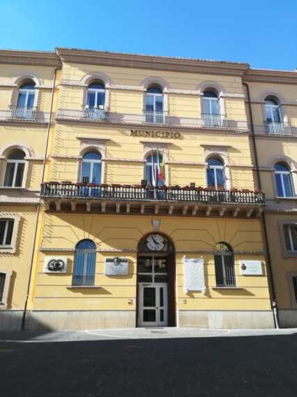 Covid, via allo screening degli studenti a Potenza. Le scuole riapriranno il 12 gennaio