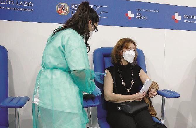 Ospedali di nuovo al collasso