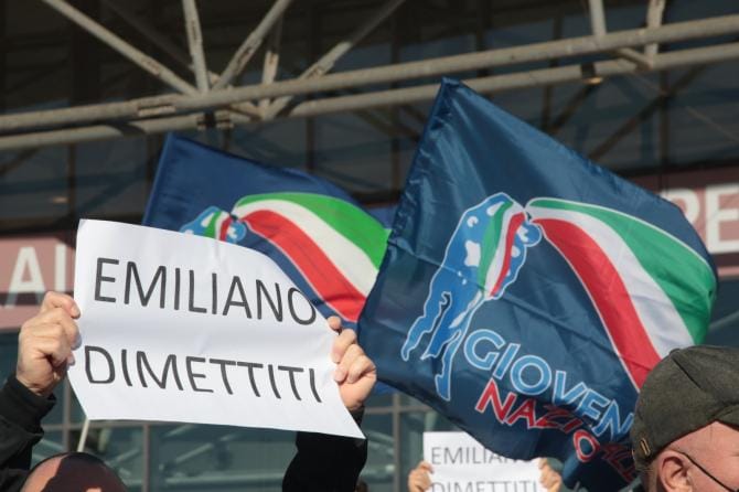 Fratelli d’Italia: un flash mob per chiedere le dimissioni di Emiliano
