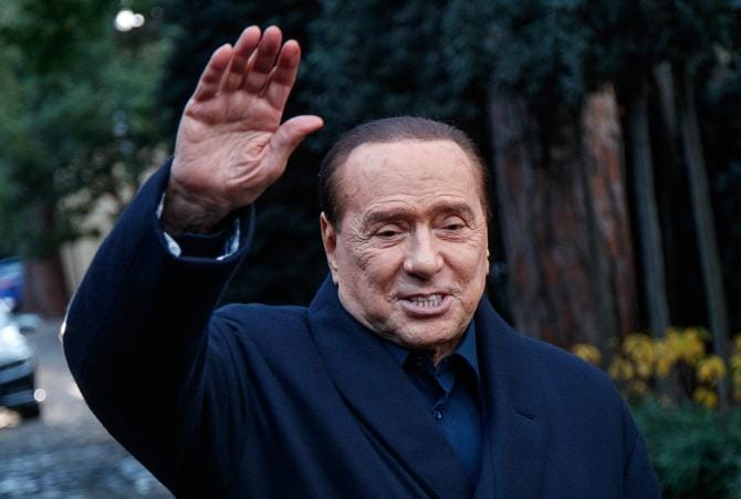 Verso il Colle, Berlusconi è sempre più isolato