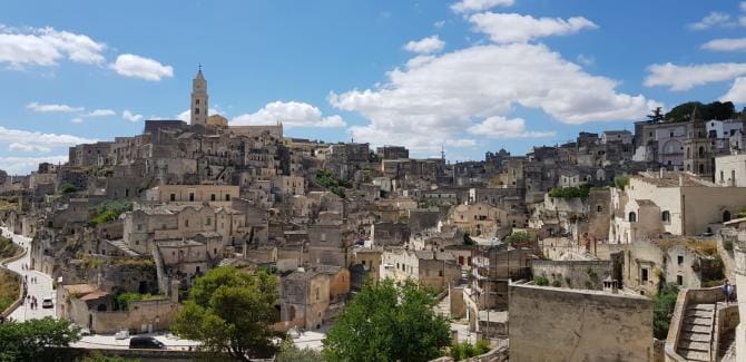 È Matera la città più accogliente del mondo secondo Booking. Bardi: «grande orgoglio»