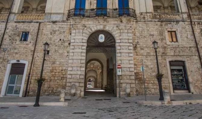 Covid, morte bambina di 2 anni: lutto cittadino ad Acquaviva delle Fonti