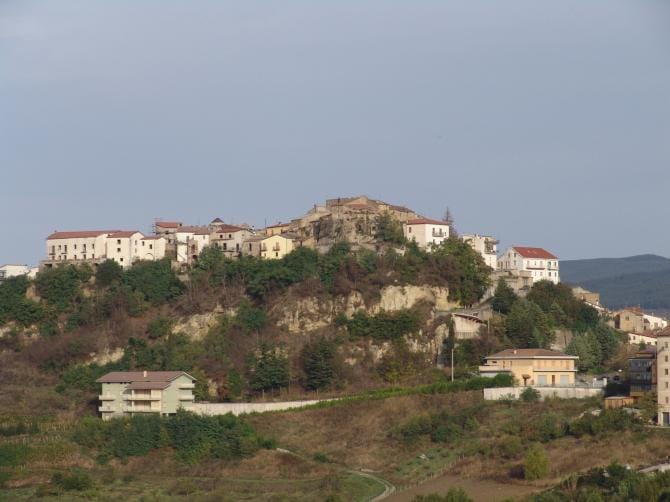 Corruzione, calunnie e stalking: in manette l’ex sindaco di Ruoti e altre 15 persone