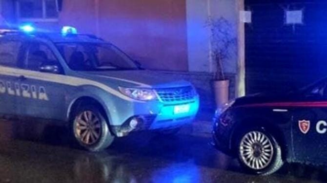 Droga e contatti con clan mafioso, disposta la chiusura di bar a Mesagne