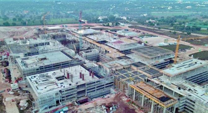 Monopoli, lavori in ritardo: aumentano di 8 milioni i costi del nuovo ospedale