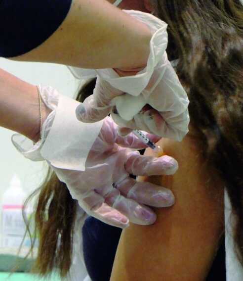 Covid, il malinteso con la quarta dose