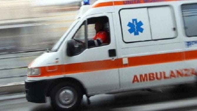 Perde il controllo dell’auto e si schianta contro un palo: morta una 27enne a San Vito dei Normanni