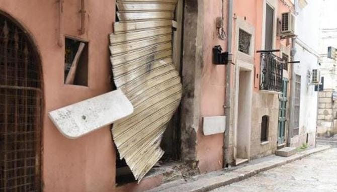 Foggia, l’autore dell’attentato al Poseidon fugge dalla comunità: arrestato