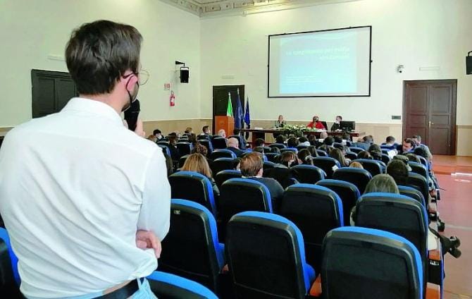 Riscattare la città dalle infiltrazioni mafiose. Appello ai giovani: «Fate proposte»