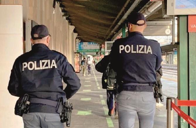 Birra, gin e marijuana. Poi l’omicidio: «L’ho accoltellato, ma non so perché»