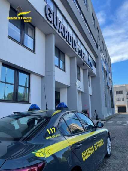 Carburante agricolo venduto a non aventi diritto: sequestrati 2,6 milioni a imprenditore tarantino