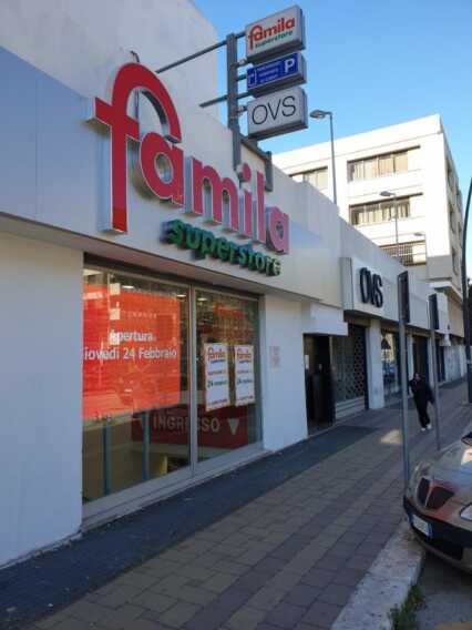 Taranto, più di 4 milioni d’investimento e 40 occupati nel rinnovato Famila Superstore del Gruppo Megamark