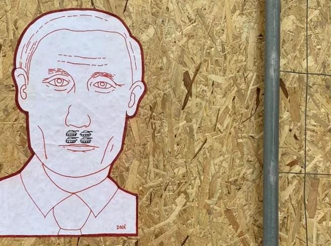 Arte urbana per la pace sui muri di Barletta. La provocazione del collettivo “Dna Wall”