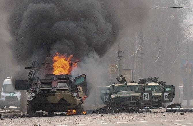 Ucraina, via ai colloqui di pace