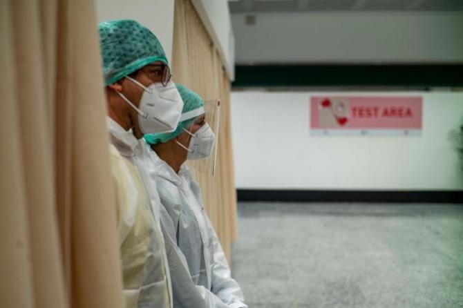 Covid, in Puglia 14 morti e 4.316 nuovi positivi. Sale al 13,7% il tasso di positività