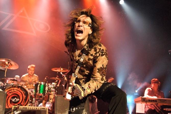 Steve Vai a Bari, in esclusiva per il sud Italia, con il suo “Inviolate world tour”. Biglietti in vendita da domani
