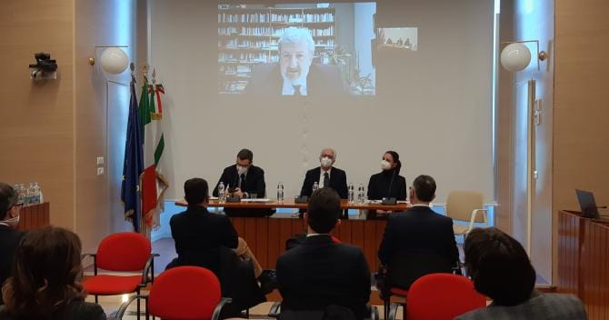 Statale 16 Adriatica Bari-Mola, via al dibattito pubblico. Emiliano: «Importante percorso di condivisione»