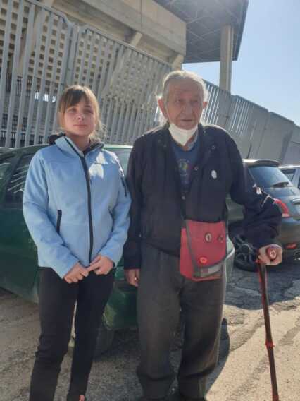 Il tifoso 90enne del Foggia accoglie profuga ucraina. «Ho fatto la guerra, so cosa significa avere paura e fame»