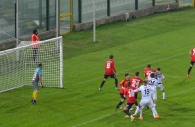 Potenza alla sfida latina il Picerno punta solo ai play-off