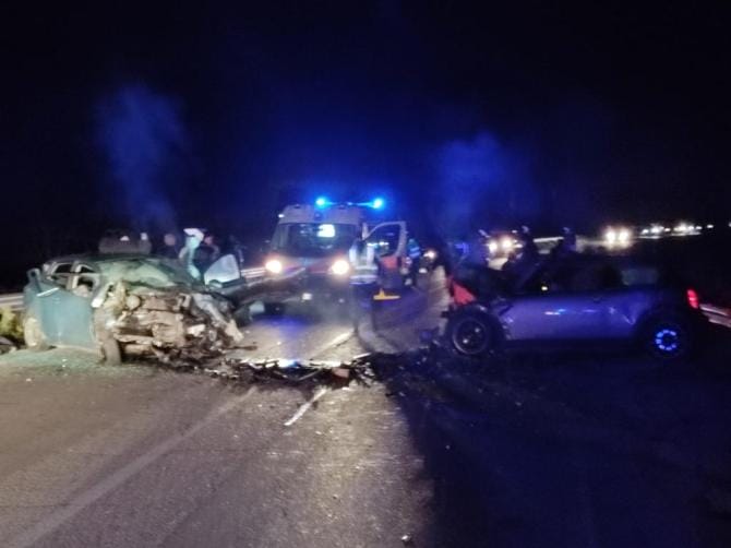 Taranto, due morti e un ferito. L’incidente ieri sera sulla provinciale da Ginosa a Laterza