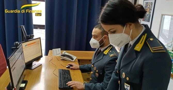 Compensi alti non dichiarati al fisco, maxi sequestro da 11 milioni all’avvocato barese Giancarlo Chiariello