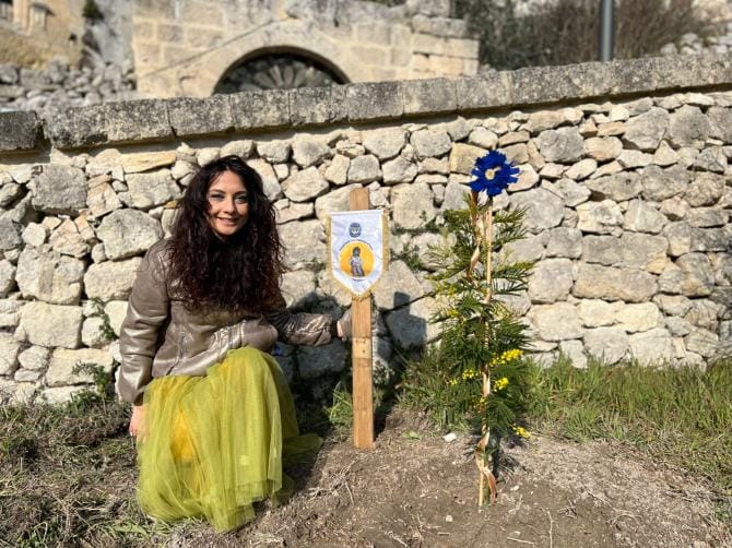 Matera, “Una mimosa per l’Ucraina” nel Giardino del Silenzio