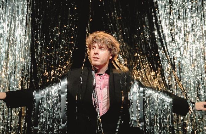 Mola di Bari, a teatro Van Westerhout “Il dio bambino” di Gaber e Luporini