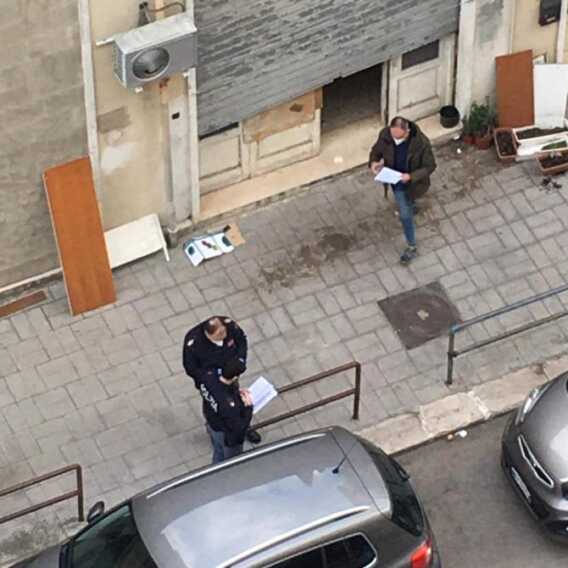 Foggia, dramma della solitudine: donna trovata morta in un box in via Fiume