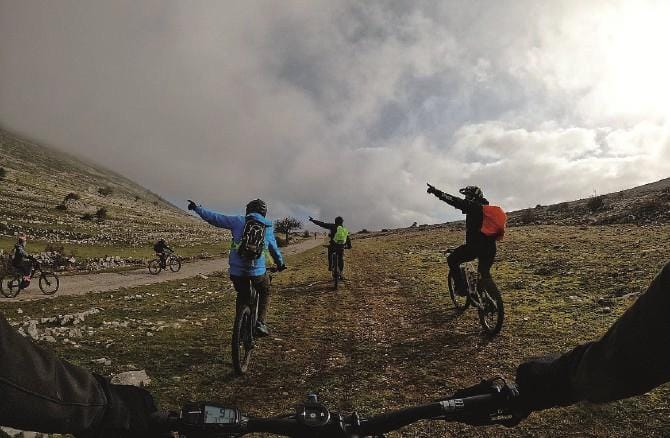 Gargano, Lopane sale in bici: «La ciclovia si farà»