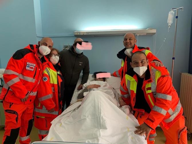 Gallipoli, il lieto evento è in ambulanza: neomamma partorisce nel tragitto verso l’ospedale