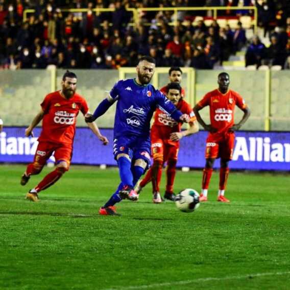 Il Bari fa suo il big match: 2-1 in rimonta sul Catanzaro con i gol di Antenucci e D’Errico